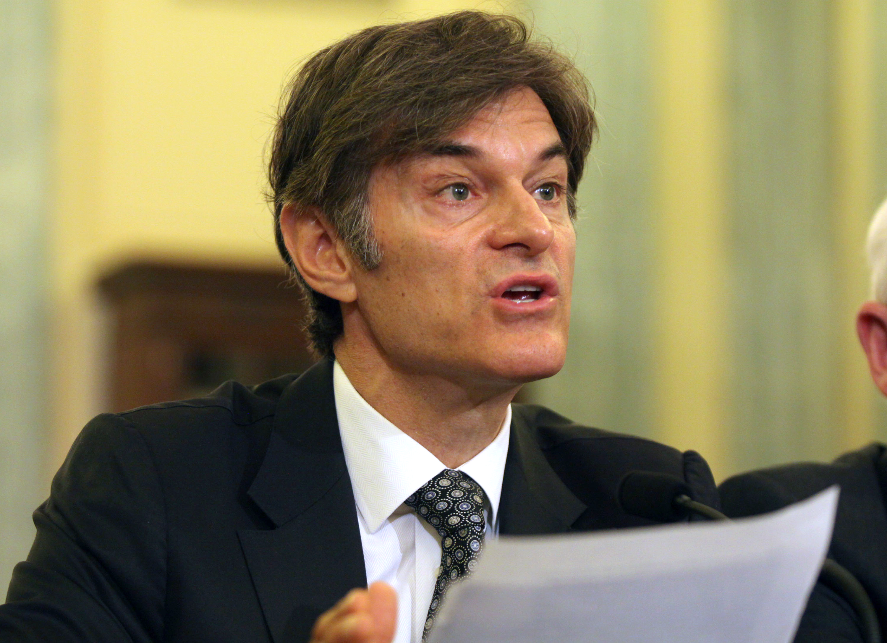 washington-dr-oz-scolded-at-hearing-on-weight-loss-scams