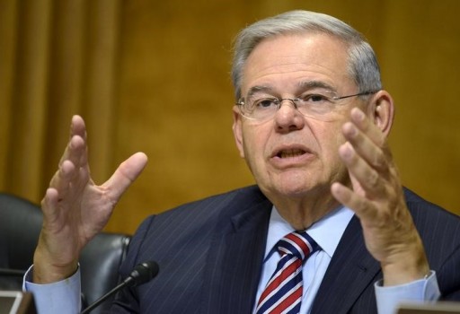 FILE - Senator Robert Menendez (D-NJ), a member of the Senate Foreign Relations Committee, makes remarks during hearings on "Corruption, Global Magnitsky and Modern Slavery - A Review of Human Rights Around the World", on Capitol Hill in Washington, July 16, 2015.   REUTERS/Mike Theiler