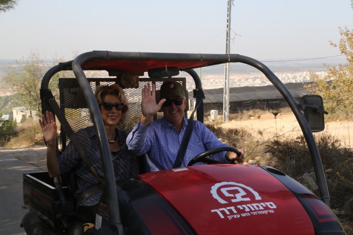 A delegation of the American Congress, democrats and Republicans, seen on a tractor tour in Gush Etzion, as they came to support the Jewish settlements, on October 16, 2015. Photo by Gershon Elinson/Flash90 