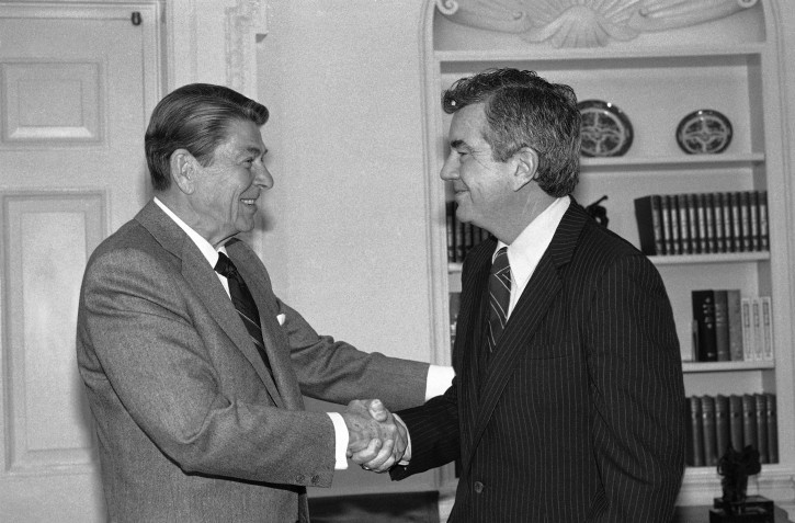 FILE - In this Feb. 27, 1985 file photo, President Ronald Reagan bids farewell to Jerry Parr, the Secret Service agent that he credited with saving his life during an assassination attempt on March 30, 1981. Parr retired after 22 years with the elite unit of bodyguards. Parr of Washington, D.C., died Friday at the age of 85. (AP Photo/Barry Thumma)