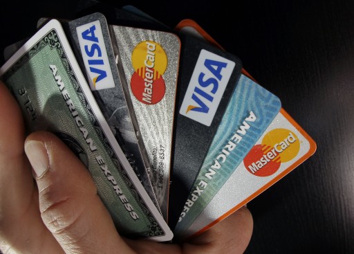 New York – Is That Credit Card With The Annual Fee Really Worth It?