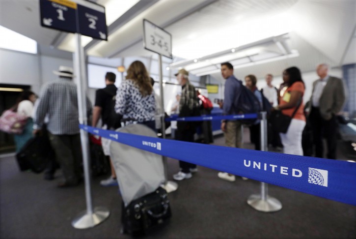 New York – United Lets Families Board Early, Reversing 4-year Policy Share Tweet Share Mail