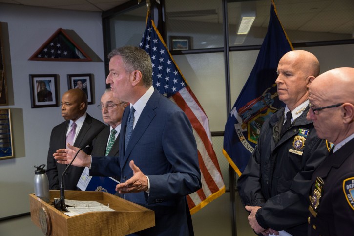 Mayor Bill de Blasio and Police Commissioner William J. Bratton hold a press conference to discuss new radio improvements for NYPD Transit Police at Transit Headquarters in Brooklyn on Wednesday, March 2, 2016. (Appleton/Mayoral Photography Office)