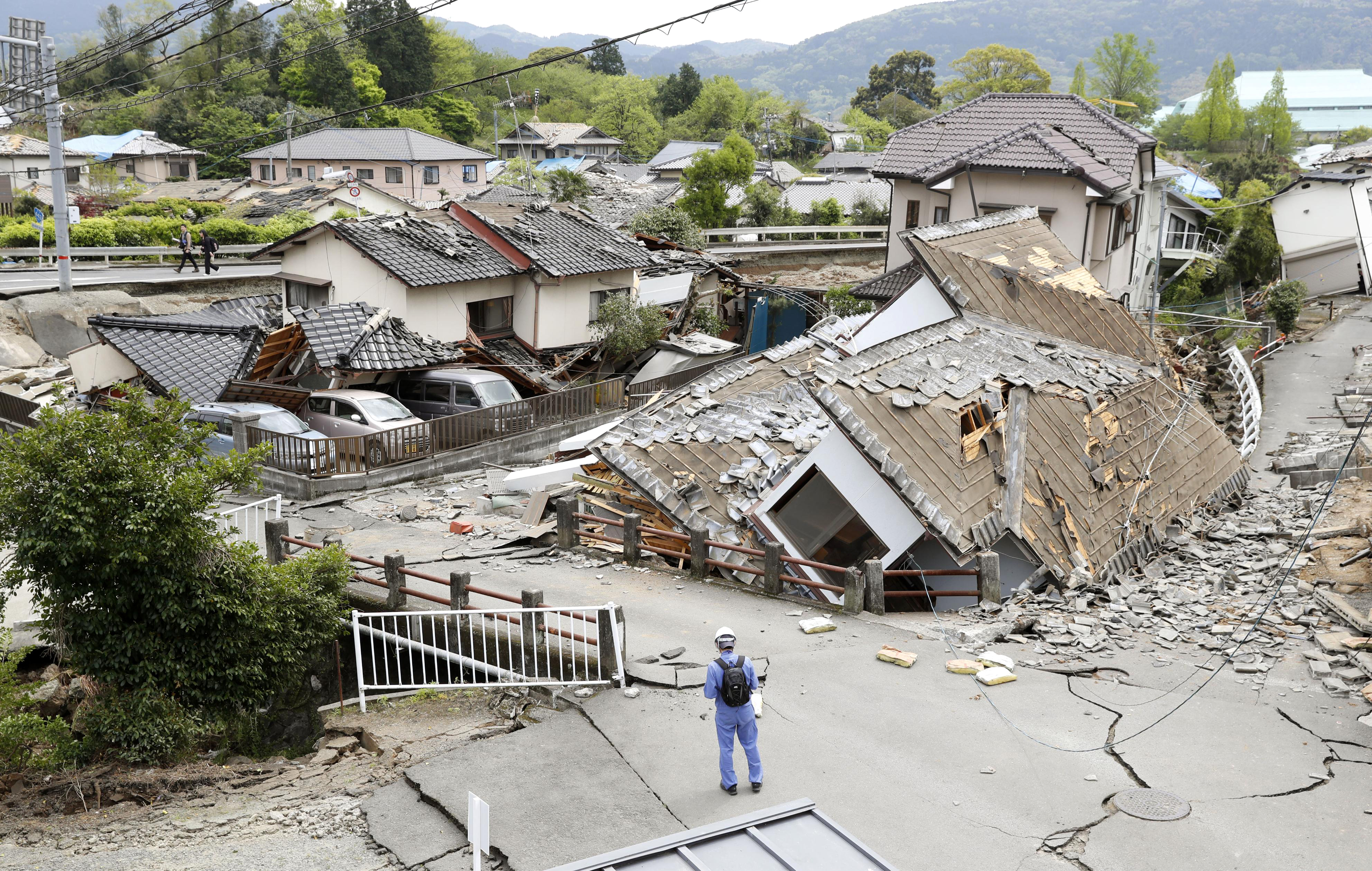 Japan Earthquakes 38