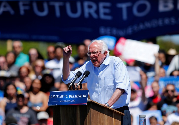U.S. Democratic presidential candidate Bernie Sanders speaks at a rally in Vista, California, United States, May 22, 2016.REUTERS/Mike Blake