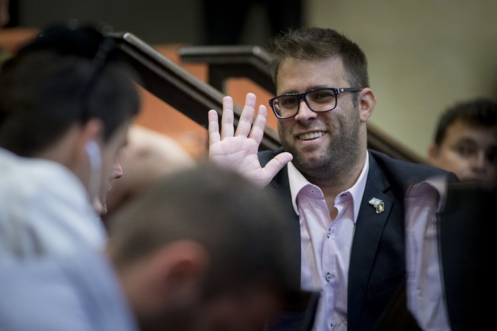 FILE - Member of Knesset, Oren Hazan seen at the Israeli parliament in Jerusalem during a special session about the Israel Railways work on Shabbat on September 19, 2016. Photo by Yonatan Sindel/Flash90