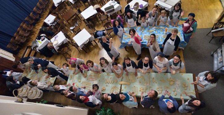Jewish women gathered to bake challah in Prague as part of The Shabbat Project.