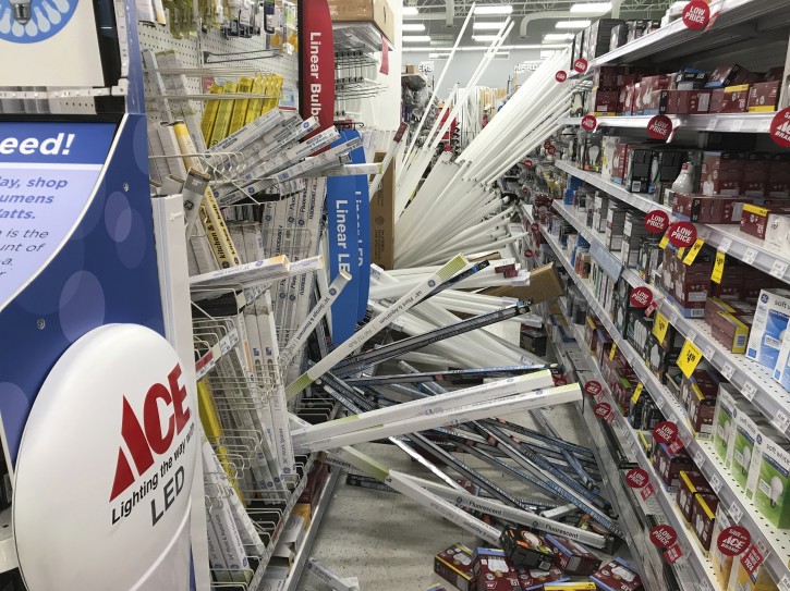 Andyâ??s Ace Hardware in Muldoon after the Nov. 30, 2018 earthquake hit Southcentral Alaska. (Bill Roth / ADN)