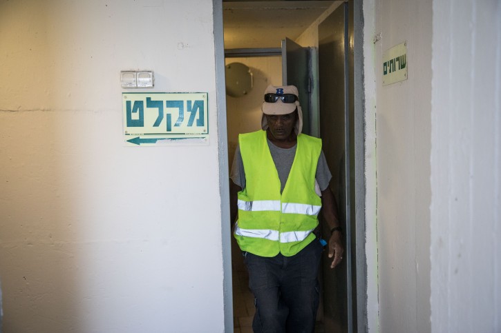 FILE - People check the public bomb shelter on a street in the southern Israeli city of Ashkelon, on November 13, 2018. Photo by Hadas Parush/Flash90 